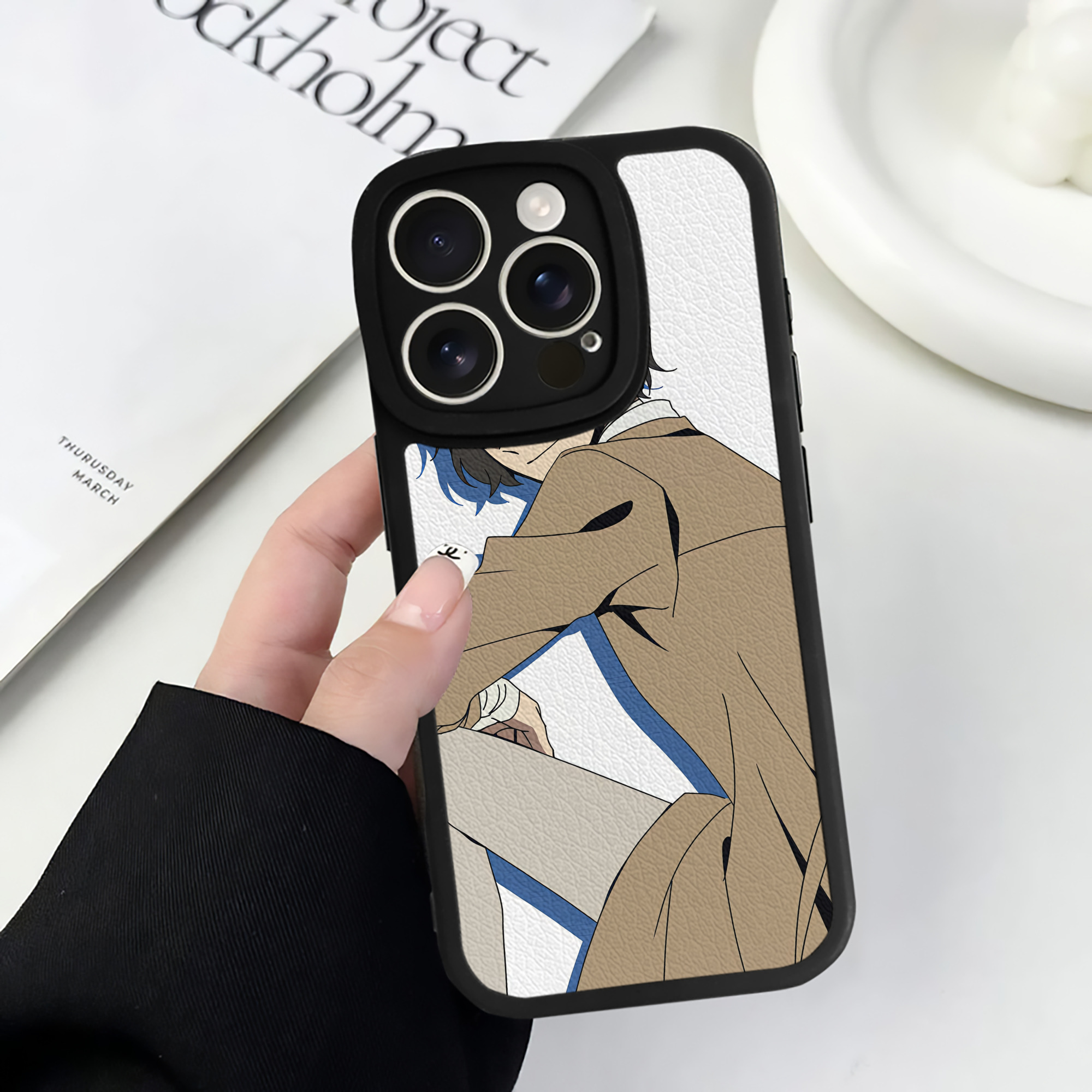 （画像用） 文豪ストレイドッグス Bungo Stray Dogs 【iPhone 16シリーズ対応】シリコンスマホケース（レザー調） 材質：シリコン